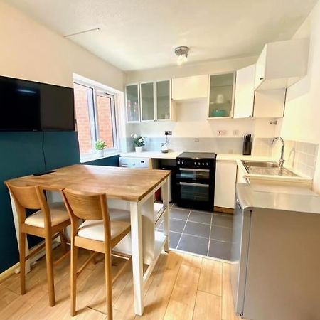 דירות לידס Lovely Apt In City Centre Leeds מראה חיצוני תמונה